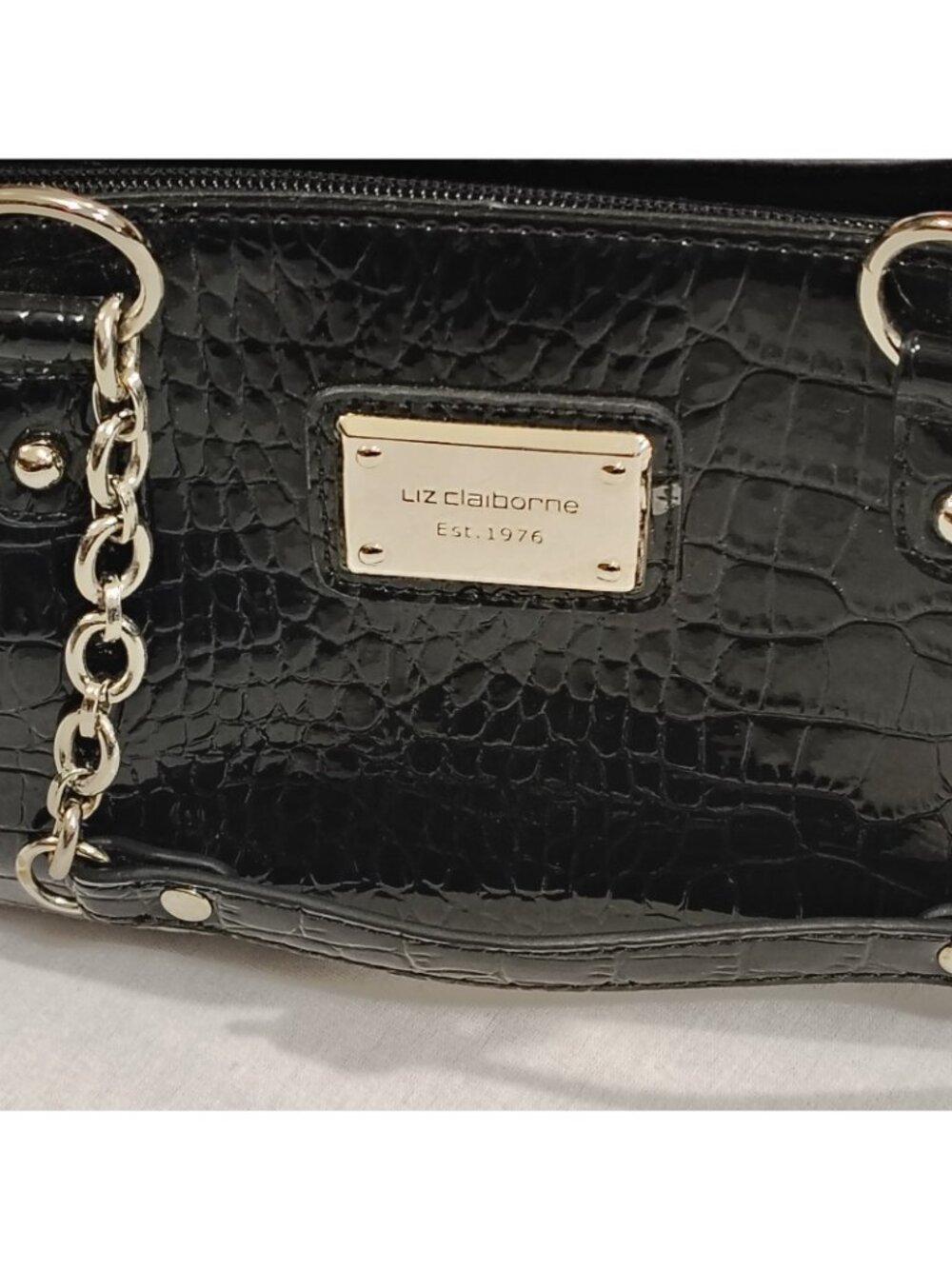 Liz Claiborne Handbag Purse Black 9"x6" Faux Croc Leather Shiny Pockets Chain - Picture 11 of 16